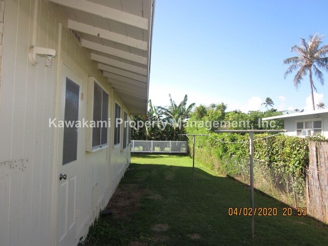 Building Photo - 5537 Haleola St