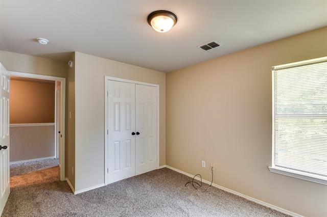 Building Photo - 1443 Ravenwood Dr