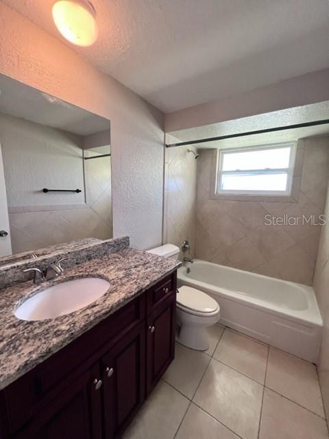 Building Photo - 424 Vannell St