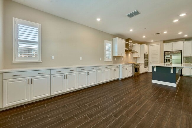 Building Photo - Folsom Ranch Gem – Newer 3BR Single-Story ...