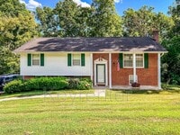 Building Photo - 830 Gondola Dr