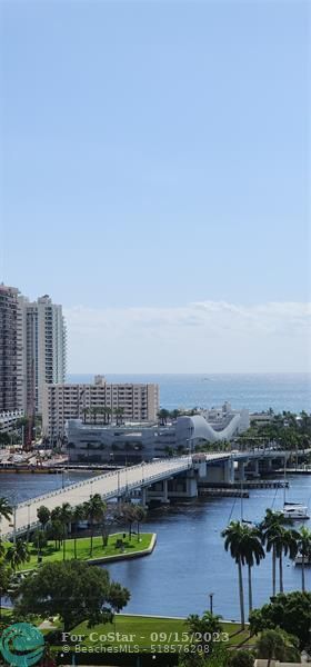 Building Photo - 340 Sunset Dr