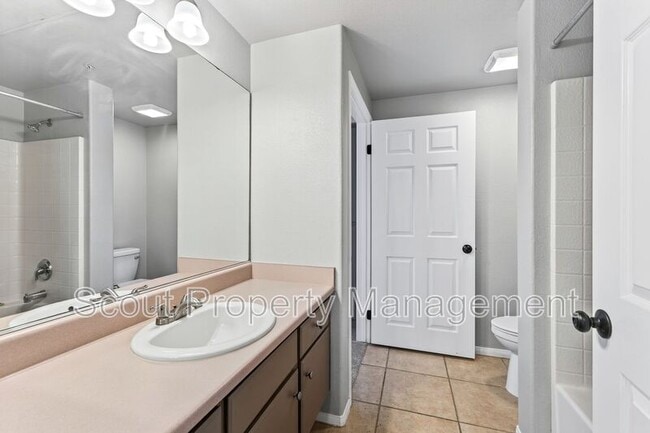Building Photo - 31297 Taylor Ln