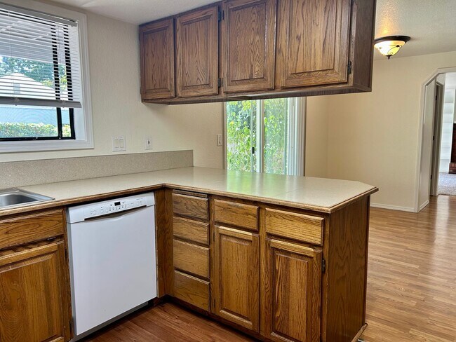 Building Photo - 4271 N Pennfield Pl