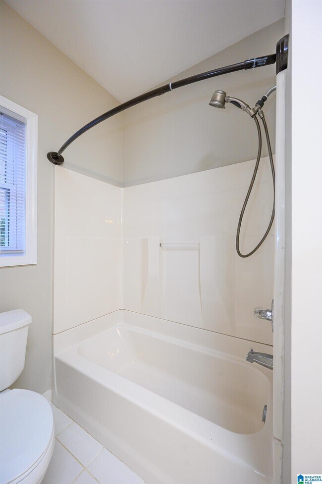 Building Photo - 1525 Jacobs Cir