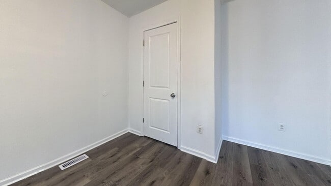 Building Photo - Modern Four-Bedroom Row Home in Kingsessing