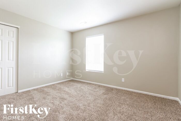 Building Photo - 8655 Hopewell Ct