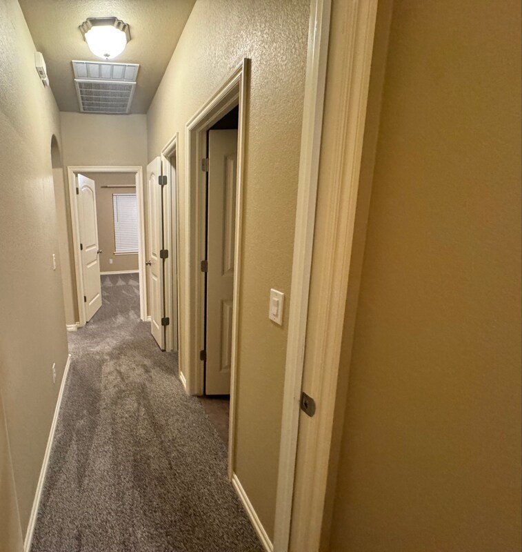 Building Photo - 1801 E Jacksonville St