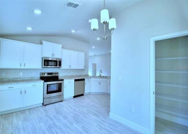 Building Photo - 2358 Friendly Confines Rd