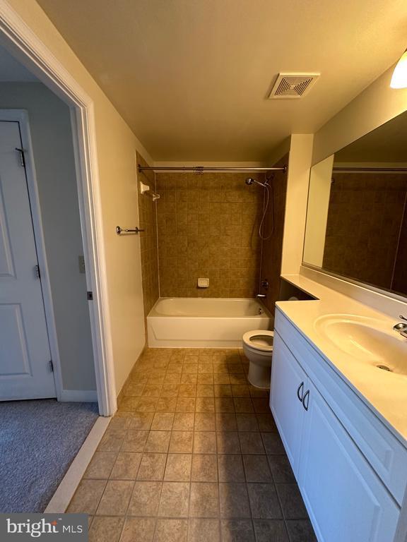 Building Photo - 555 Massachusetts Ave NW