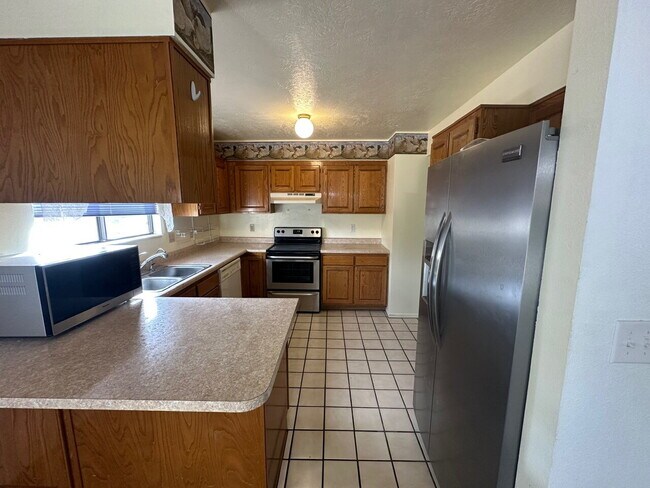 Building Photo - 3059 Bayberry Cir