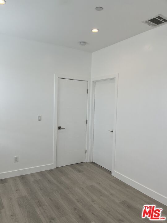 Building Photo - 644 N Manhattan Pl