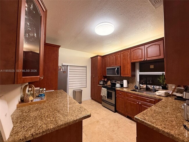 Building Photo - 17262 NW 6th Ct