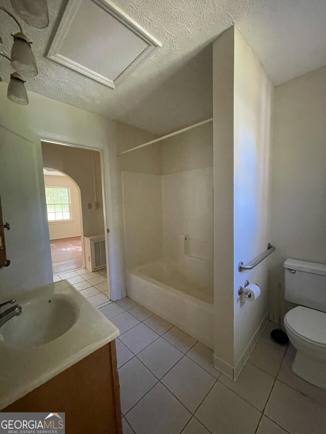 Building Photo - 414 N Franklin St