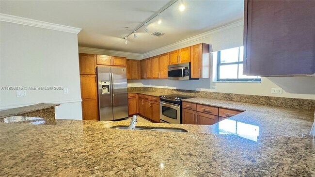Building Photo - 8395 SW 73rd Ave