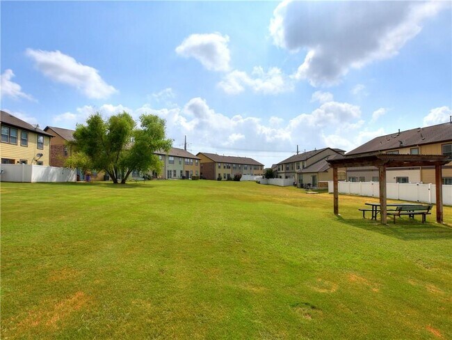 Building Photo - 1900 Little Elm Trail