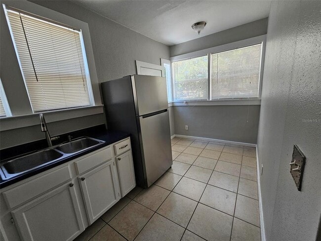 Building Photo - 1408 N Fort Harrison Ave