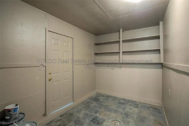 Building Photo - 7642 Ash St