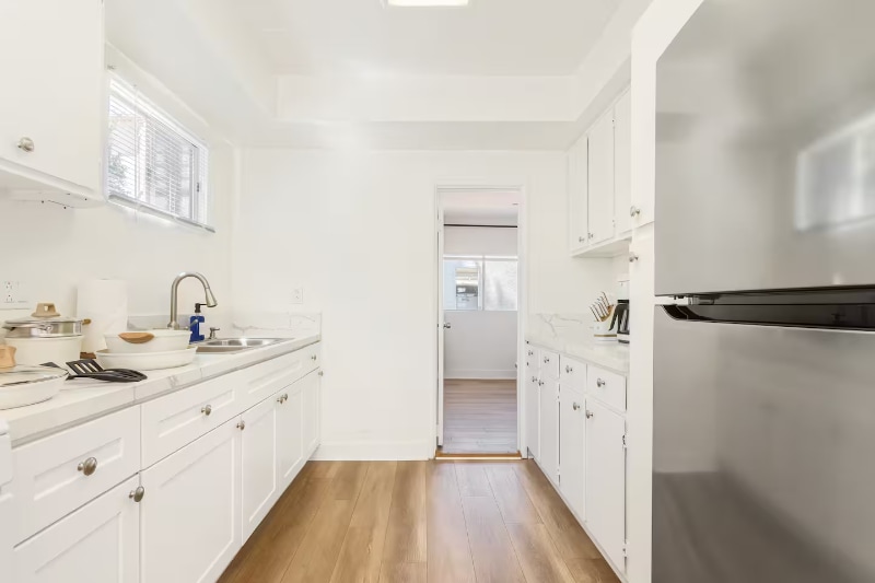 Building Photo - 735 Belmont Ave