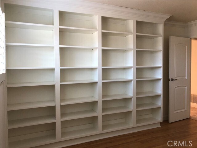 Building Photo - 16392 Calle Castor Cir