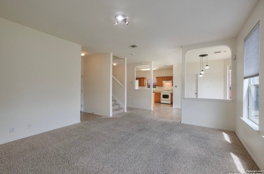 Building Photo - 13526 Riverbank Pass