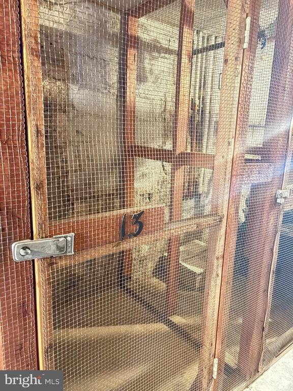 Building Photo - 601 Bashford Ln