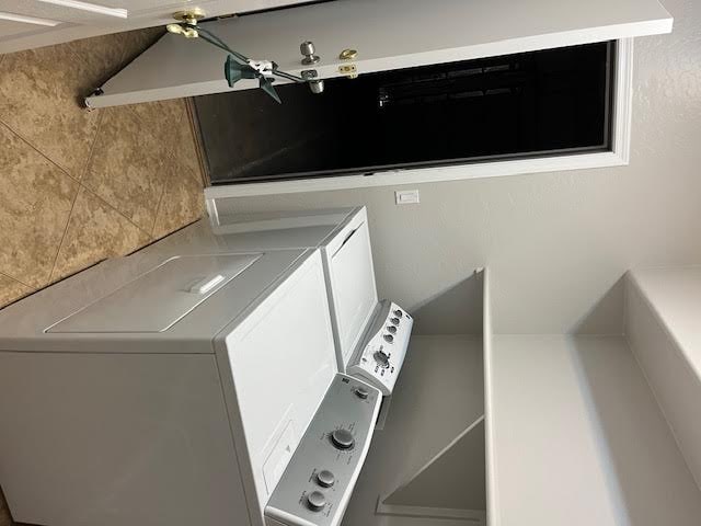 Building Photo - 2534 W Tumbleweed Dr