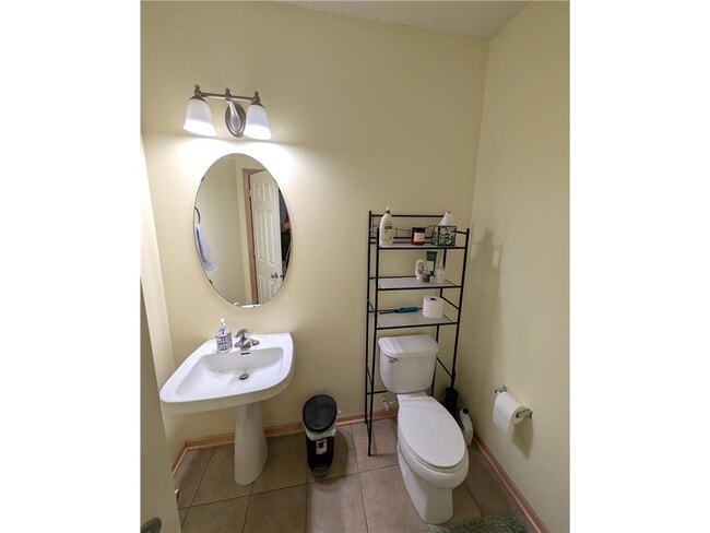 Building Photo - 8391 Townsend Dr