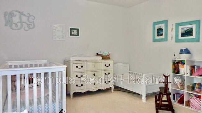 Building Photo - 3211 Anderson Pl