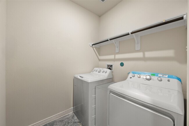 Building Photo - 2873 Terrace Grove Dr