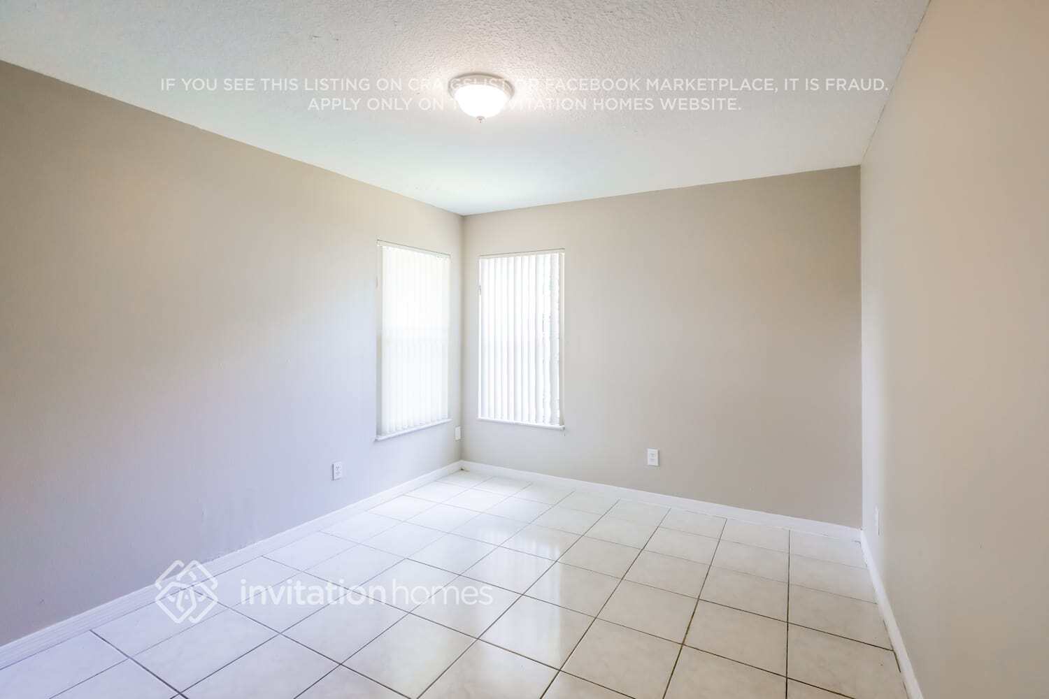 Building Photo - 17312 SW 149th Ct