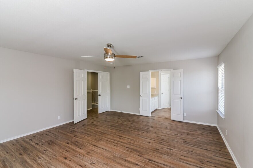 Building Photo - 12019 Shotgun Way