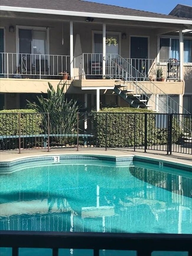 Interior Photo - Villa Oaks Apartments