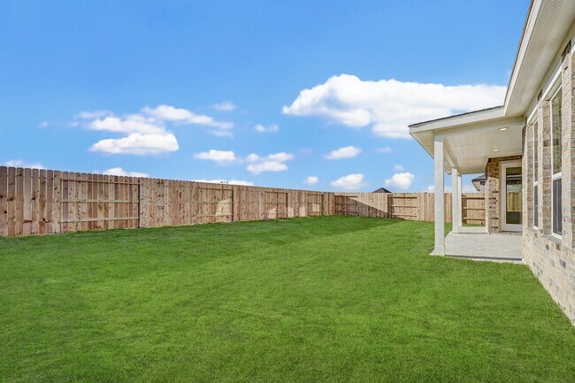 Building Photo - 2605 Mackinac Bay Dr