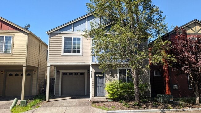 Building Photo - Great four bedroom home in Aloha!