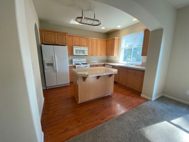 Building Photo - Move in Special $500 off first months rent...