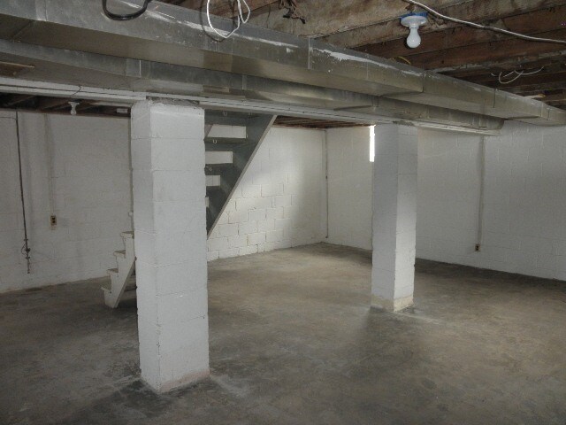 Building Photo - 5507 Gwynndale Ave/ Rehabbed 3 bedroom 1 b...