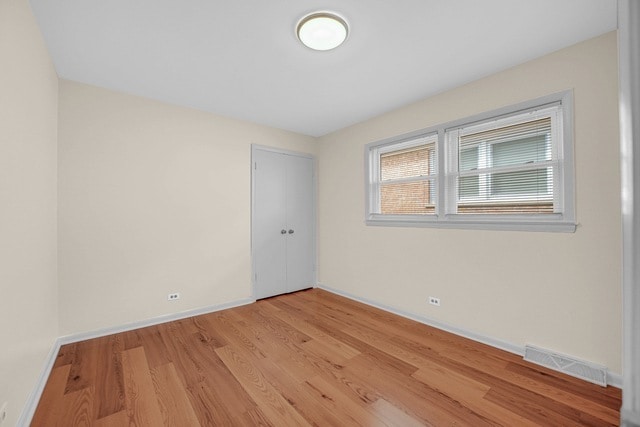 Building Photo - 7520 W Carmen Ave