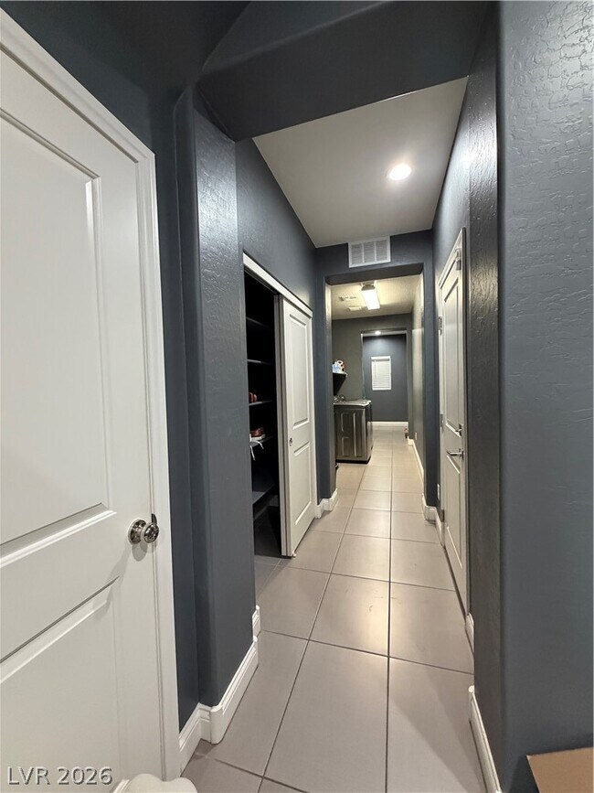 Building Photo - 7778 Ebro Valley Ct