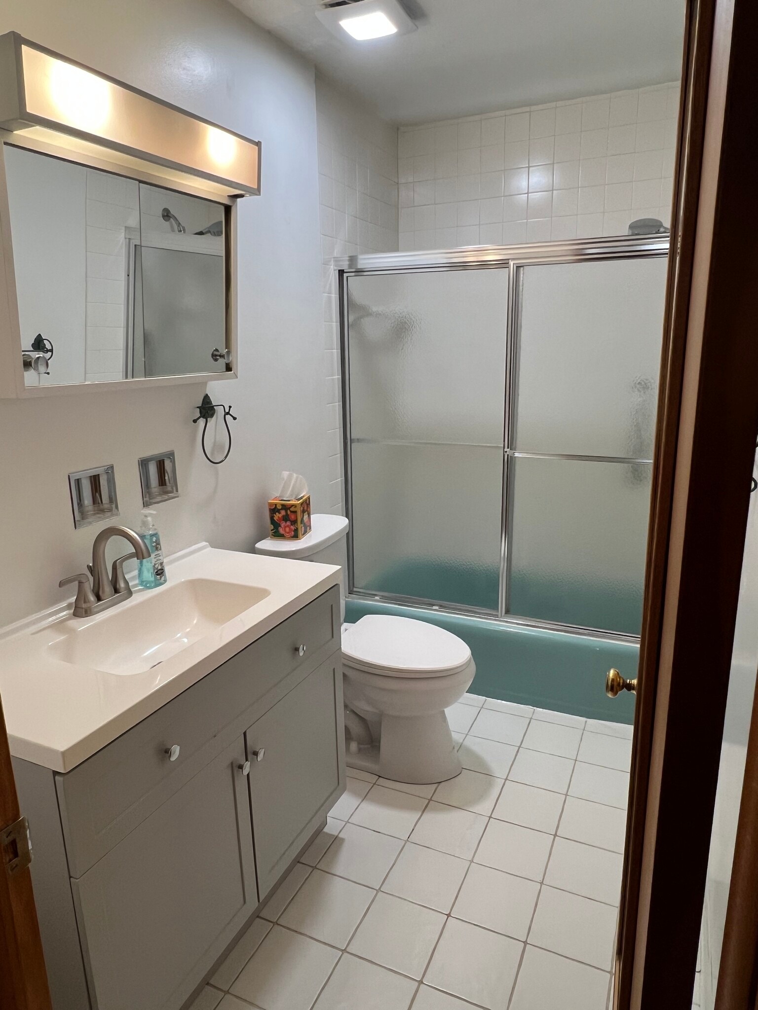 Building Photo - 22 Ansel Ave