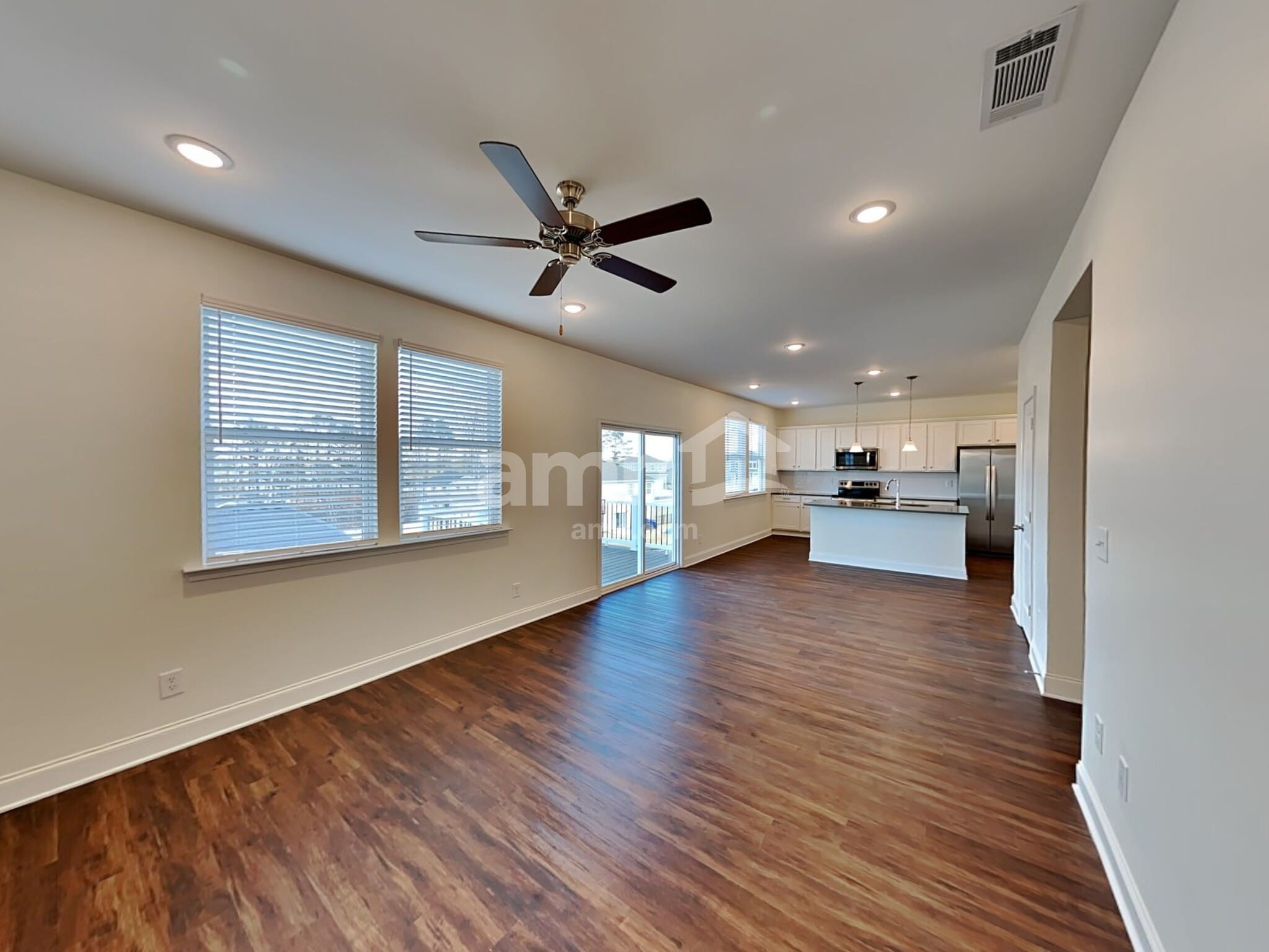 Building Photo - 3901 Chivalry Dr