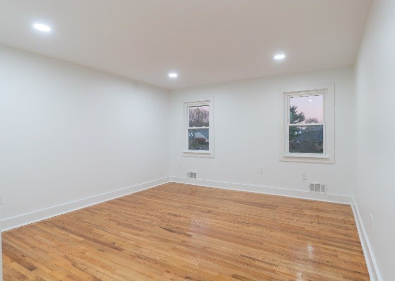 Building Photo - 500 Adams Ln