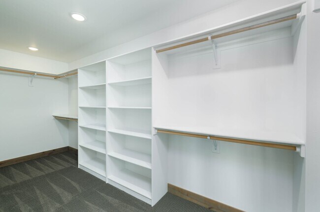 Building Photo - 36 Johnny Walker Ln