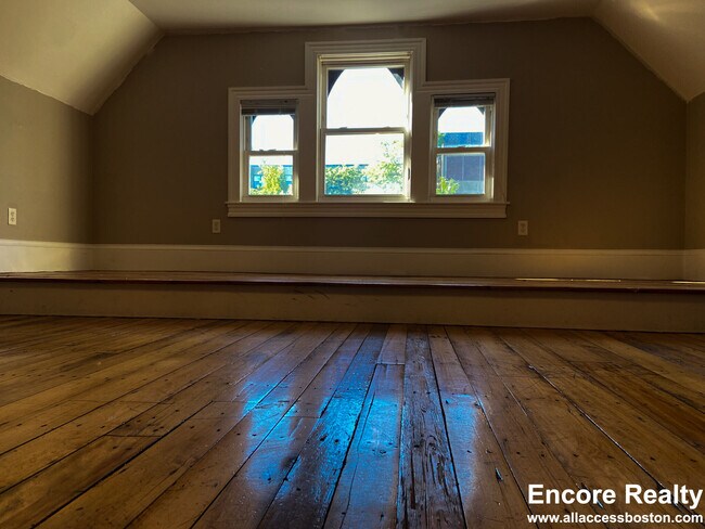 Building Photo - 1 Parker Hill Terrace