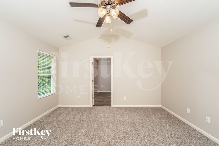 Building Photo - 236 Polo Field Way