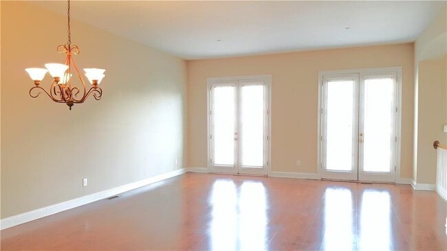 Building Photo - 3002 Montclair Cir SE
