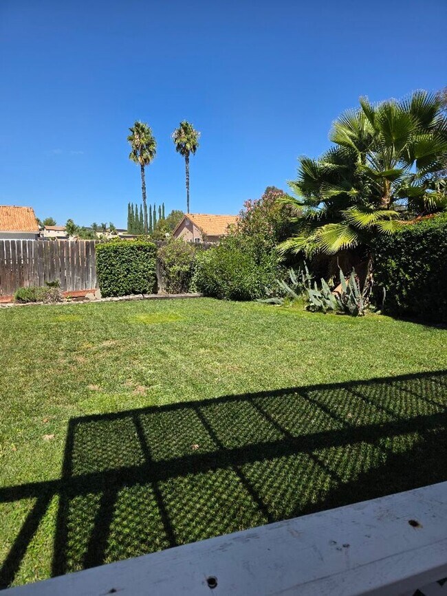 Building Photo - Temecula 3 Bedroom Home with Large Yard!