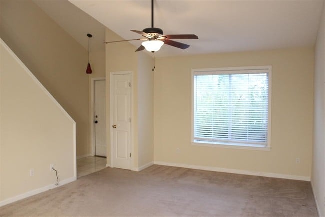 Building Photo - 2486 Emerald Ridge Loop