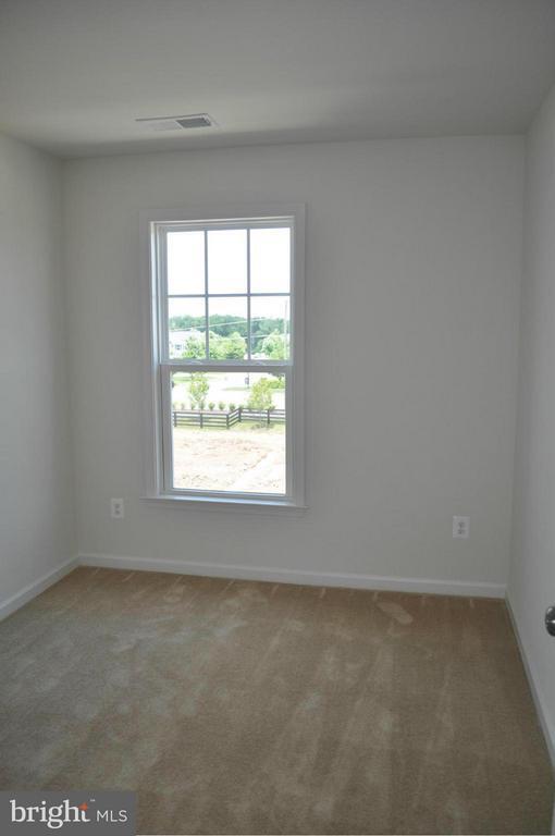 Building Photo - 43311 Novi Terrace