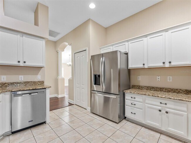 Building Photo - 4205 Knollpoint Dr